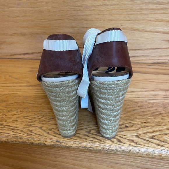 Guess 8half cream tan straw heel wedge shoe - Picture 2 of 6